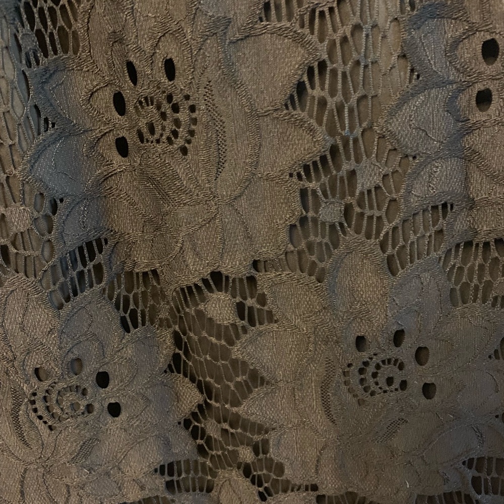 Black lace mini dress with lining. - Picture 3 of 5